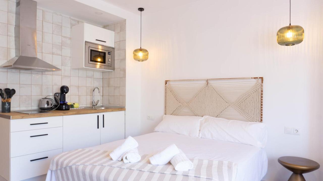 Apartment Carihuela Beach Malaga Torremolinos Dış mekan fotoğraf