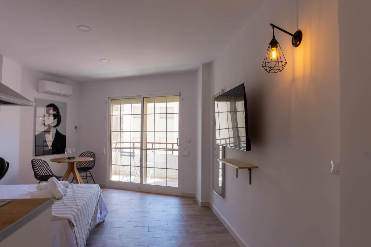 Apartment Carihuela Beach Malaga Torremolinos Dış mekan fotoğraf
