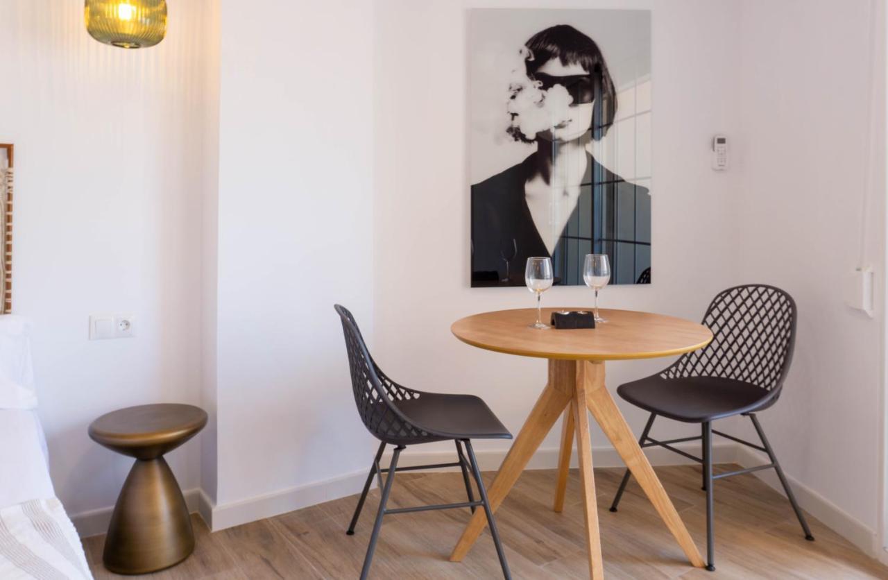 Apartment Carihuela Beach Malaga Torremolinos Dış mekan fotoğraf