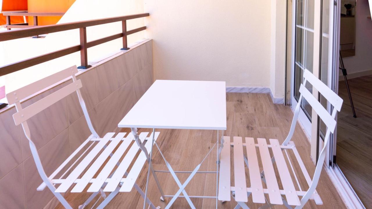 Apartment Carihuela Beach Malaga Torremolinos Dış mekan fotoğraf